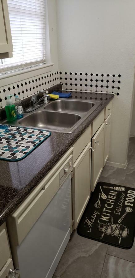 Cozy Condo Houston Bagian luar foto